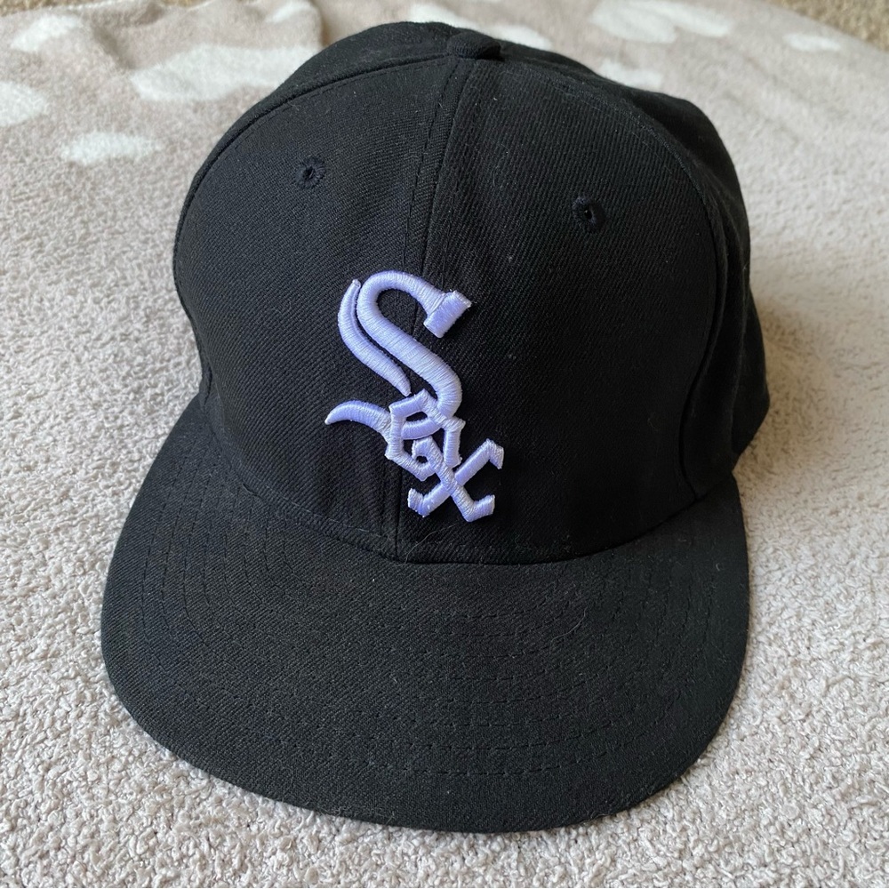 White Sox Black and white baseball hat